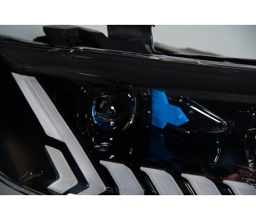 Комплект тунинг фарове за Audi Q7 (2006-2009)